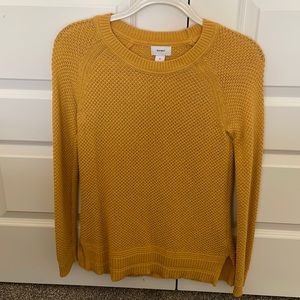 Mustard yellow sweater